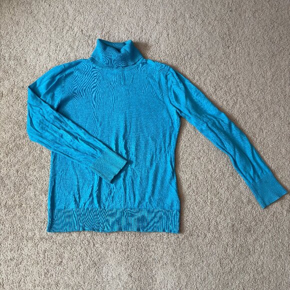 L.L.Bean Cotton / Cashmere turtleneck sweater, size M - READ description - Picture 7 of 9